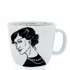 Tasse "the chicest parisienne", Coco says: “la vie is too short for mauvais cafe”