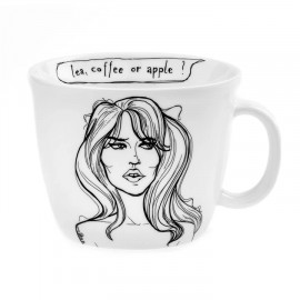 Tasse "the original sinner", Eva says: "tea, coffee or apple?"