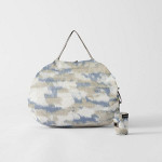 shupatto-compact-foldable-bag-m-floating-clouds-with-roll-600x600
