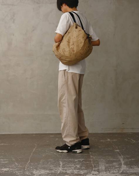 shupatto-packable-bag-27L-flying-birds-model