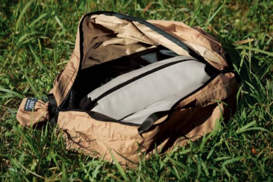 shupatto-packable-bag-27L-flying-birds-open-600x400