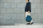shupatto-packable-bag-27L-grassland-model-2-600x400