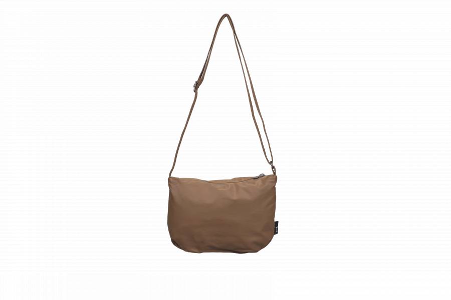 1502366 - Tinne_Mia - cross body bag - beaver fur - 01