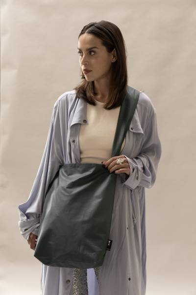 1502362 - Tinne_Mia - feelgood bag - dark sea - 03