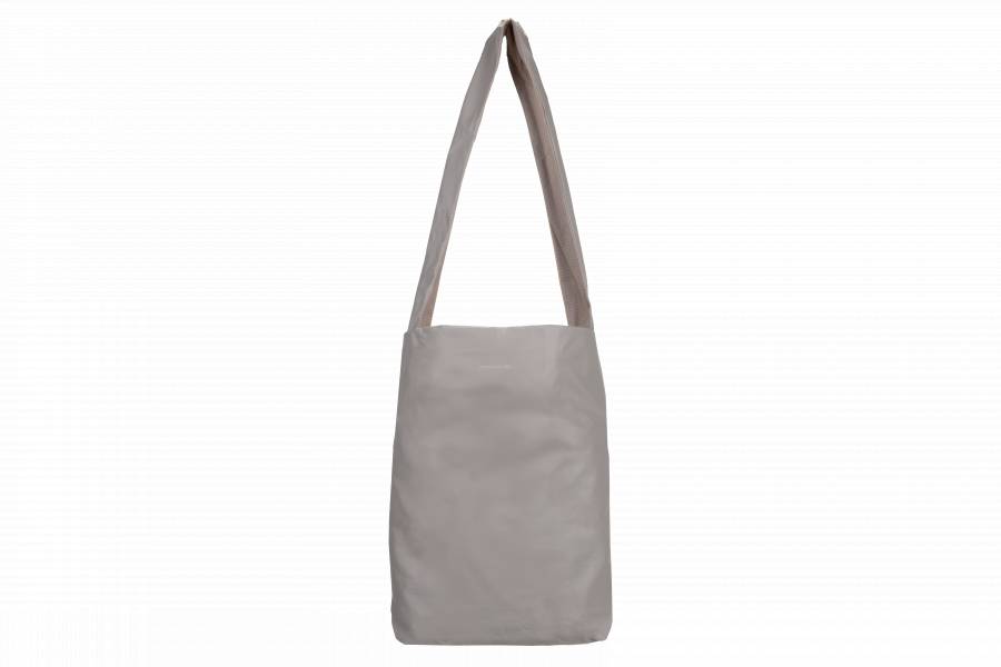 1502332 - Tinne_Mia - feel good bag - feather grey - 01