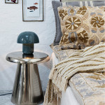 madam_stoltz_Tischlampe dusty blue3
