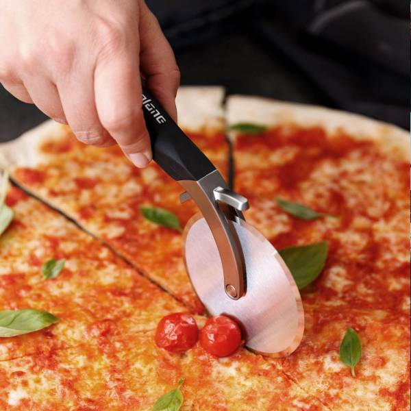 Microplane_Professional Pizza Wheel3
