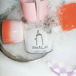 yahya_studio_Glas Thumbs up3